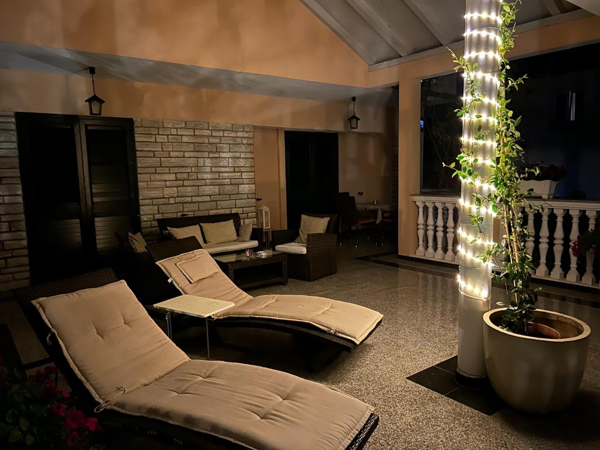 Holiday Home Villa Romantica Sveti Filip i Jakov Bagian luar foto