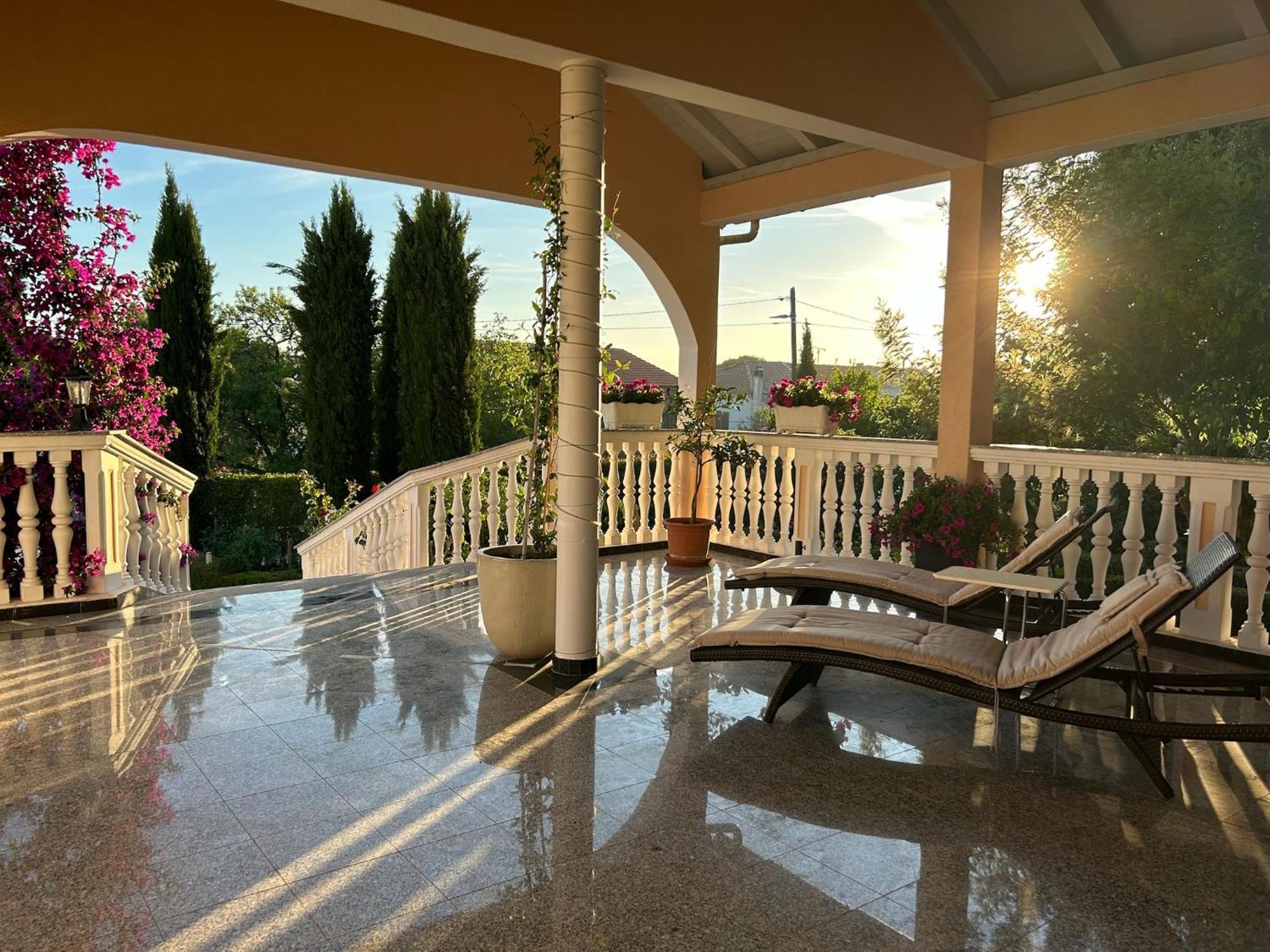 Holiday Home Villa Romantica Sveti Filip i Jakov Bagian luar foto
